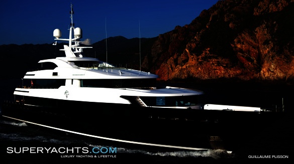 Cloud 9 Yacht Specification