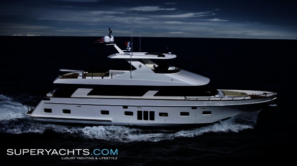 Euro is a 25.72m (84' 4" ft) Ocean Alexander 83 motor yacht built in 2009 by ... Euro is a 25.72m (84' 4" ft) Ocean Alexander 83 motor yacht built in 2009 by ...