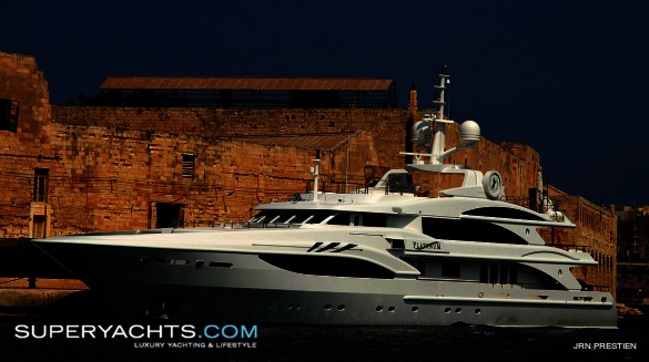 Platinum Yacht