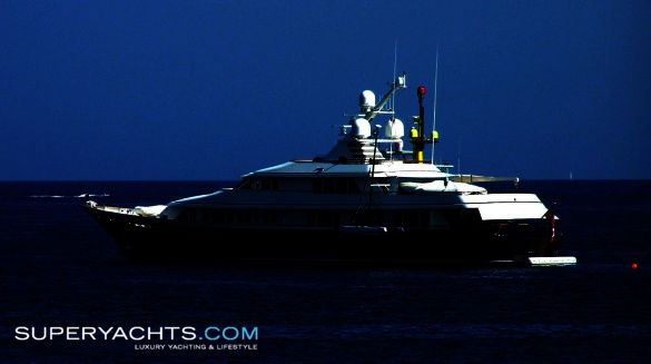 Aurora B Yacht