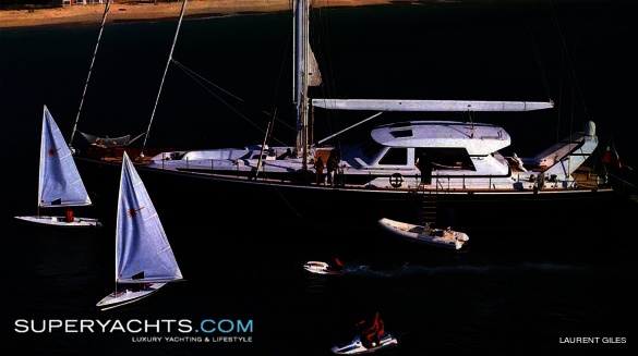 Ree Yacht